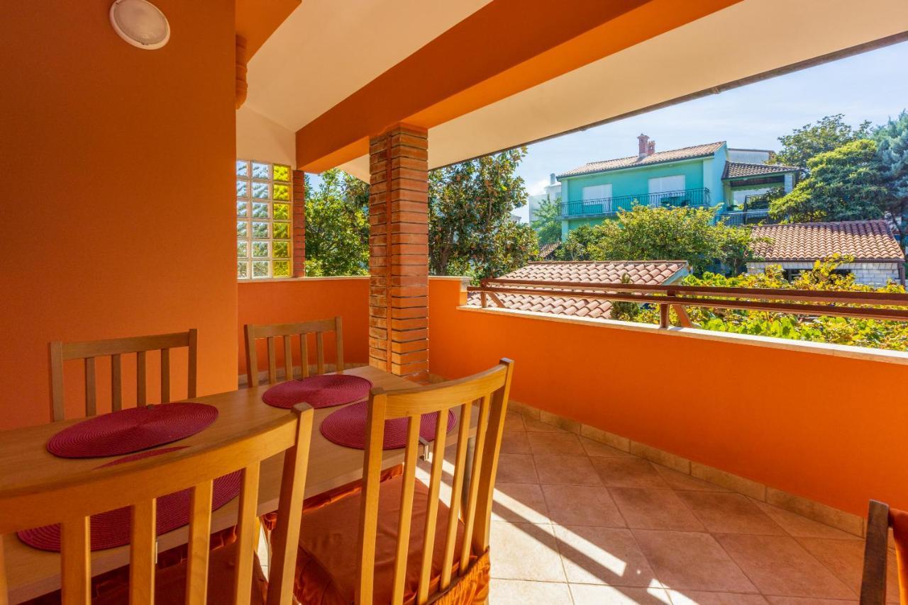 Apartments Villa Mavero Banjole Exterior foto